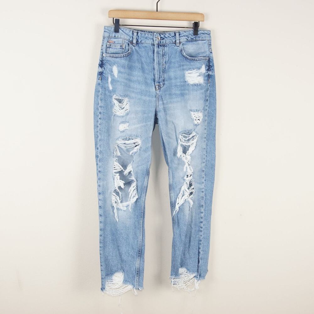 Zara High Waist Light Wash Button Fly Distressed Mom Jeans Womens Sz 8